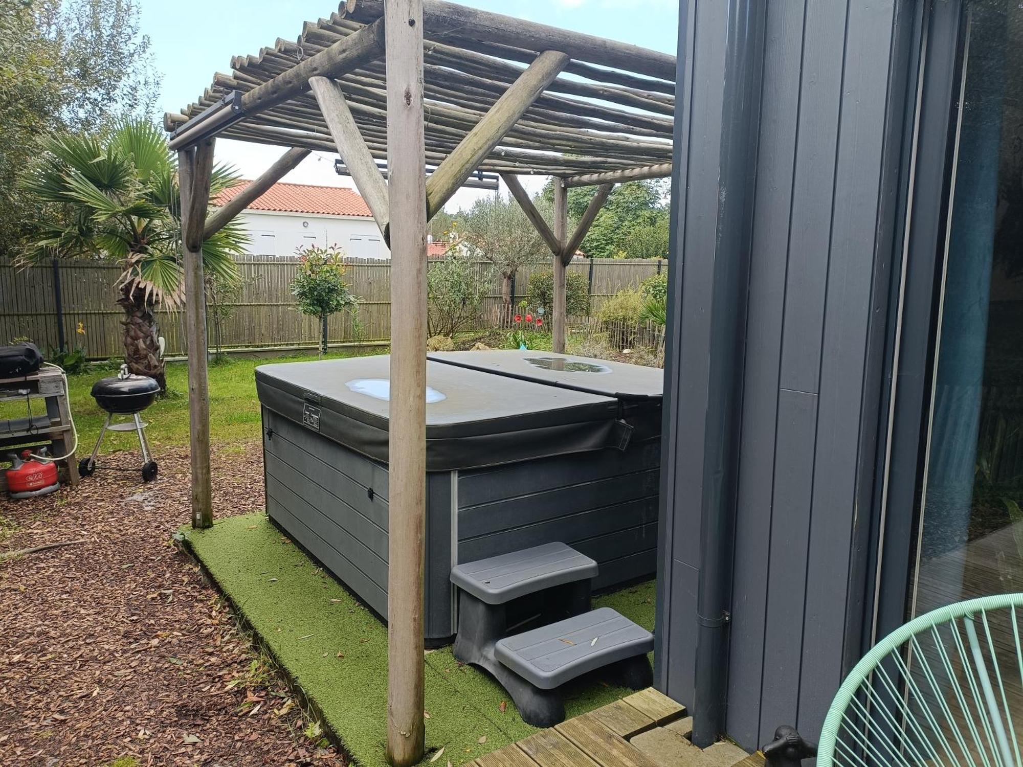 Apb Spa Locations Avec Jacuzzi Privatif Saint-Jean-de-Monts Esterno foto